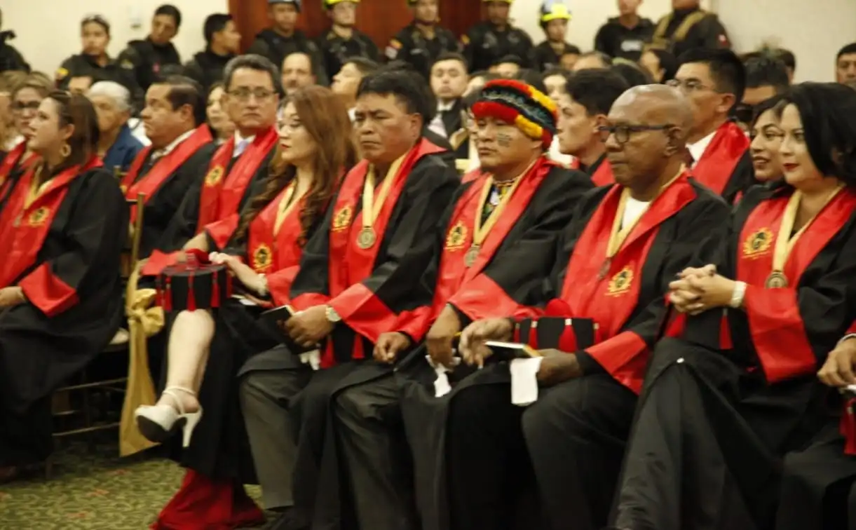Ceremonia académica de doctorado honoris causa